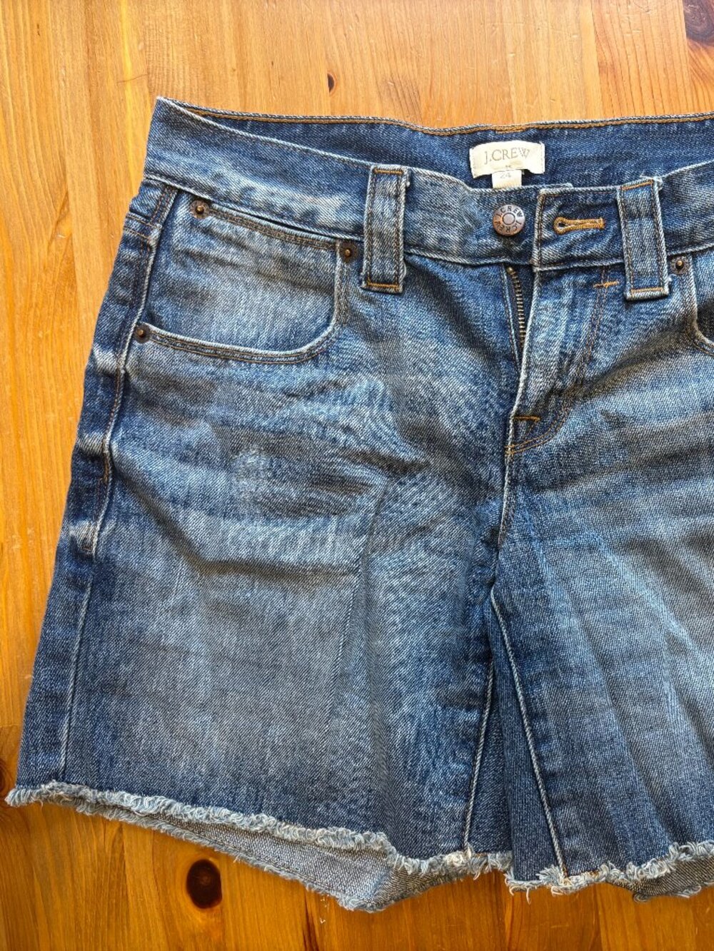 J Crew medium lowrise cutoff demin shorts